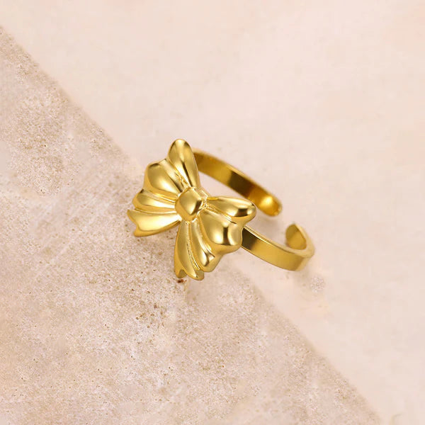 Bow Themed Adjustable Finger Ring