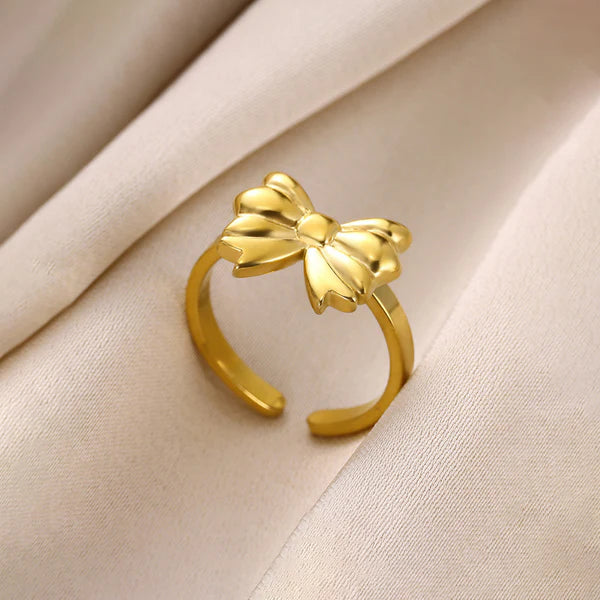 Bow Themed Adjustable Finger Ring