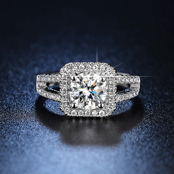 Solitaire Adjustable Finger Ring