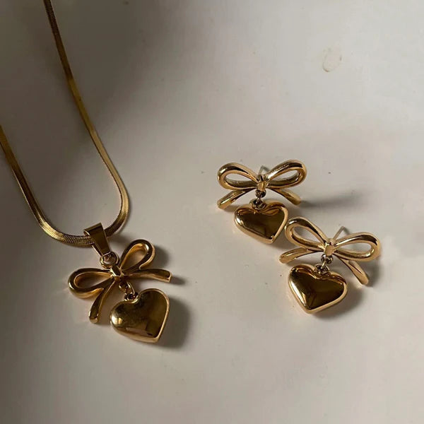 Bow-Heart Themed Jewellery Set