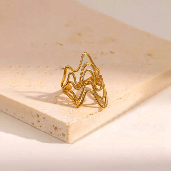 Wave Style Ring