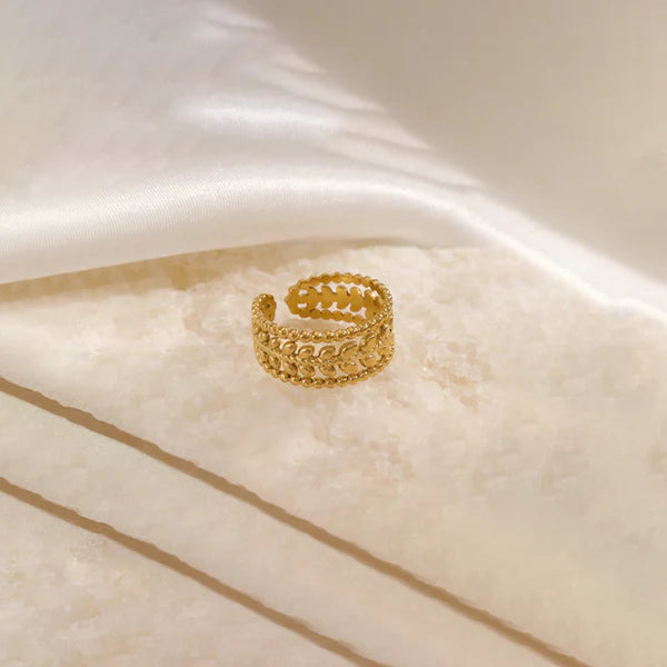Golden Layer Patterned Ring