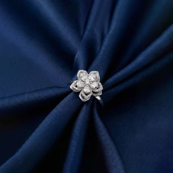 Star Themed Rotatable Adjustable Ring