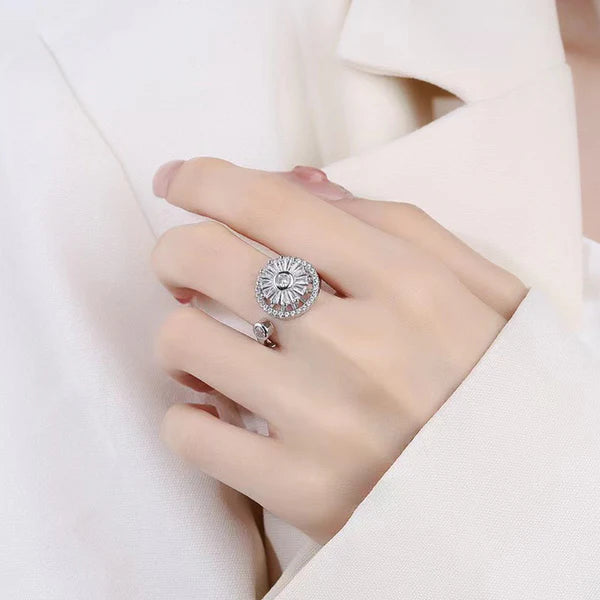 Round Flower Shape Rotatable Adjustable Ring
