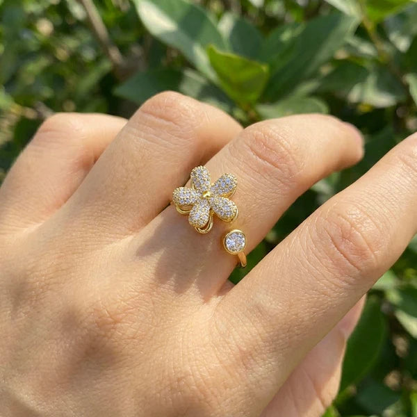 Star Shaped Rotatable Adjustable Ring