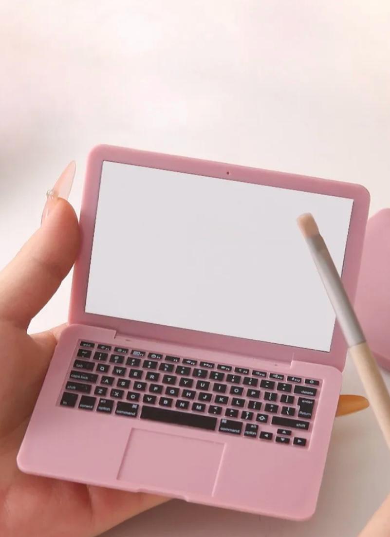 Compact Macbook Mirror