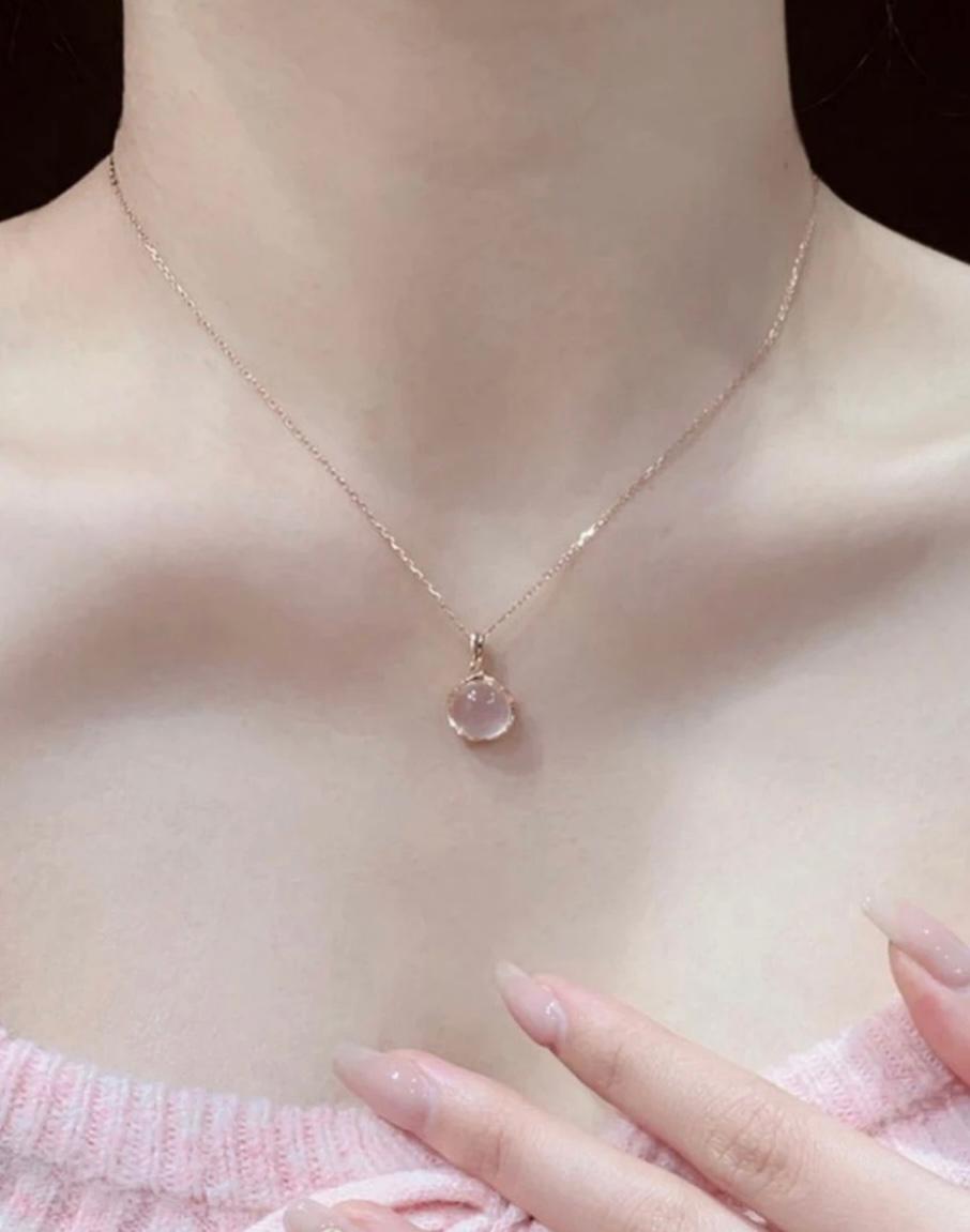 Moonstone Silver Pendant