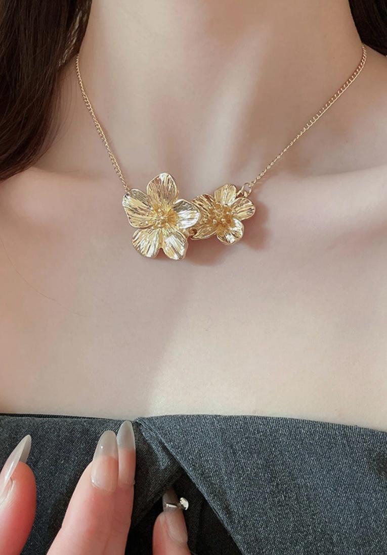 Golden Floral Necklace