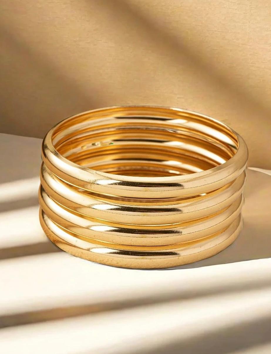 Golden Circular Bangle set of 4