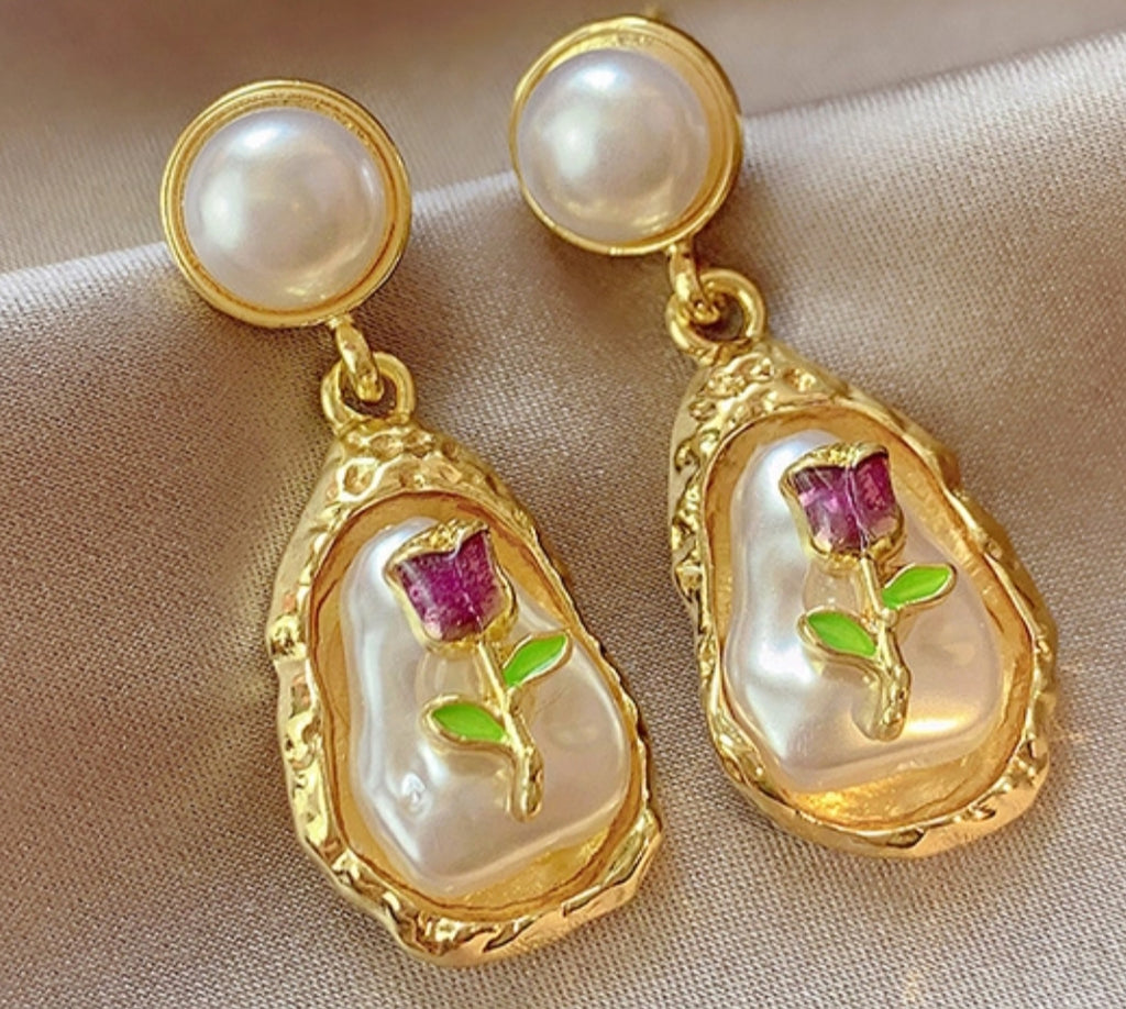 Flower Dangle Earring