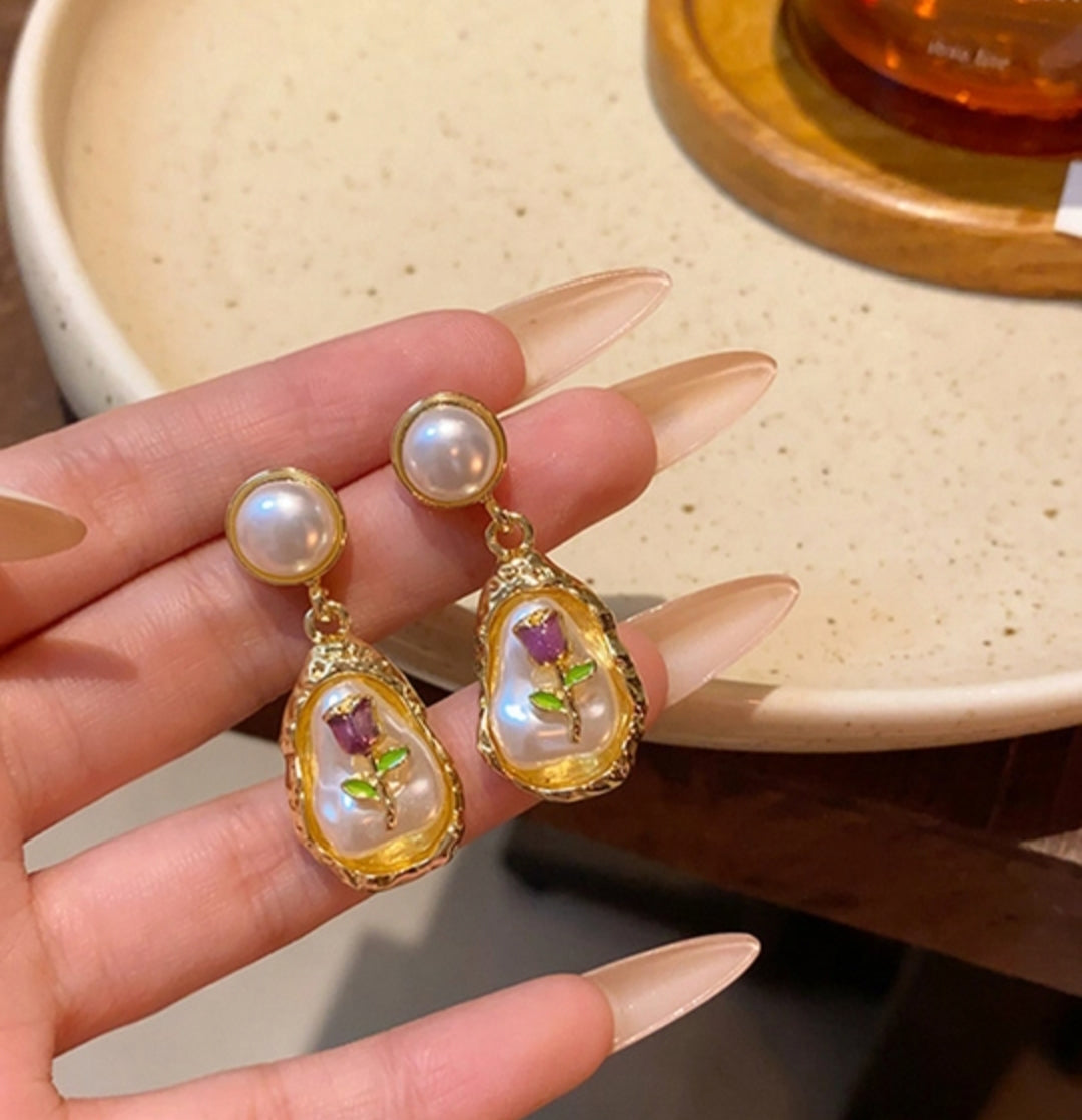 Flower Dangle Earring