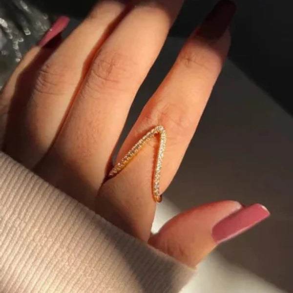 V Shaped Finger Ring