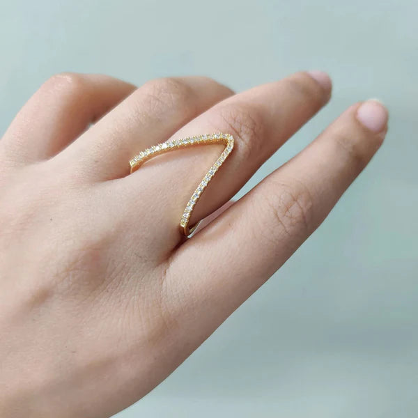 V Shaped Finger Ring