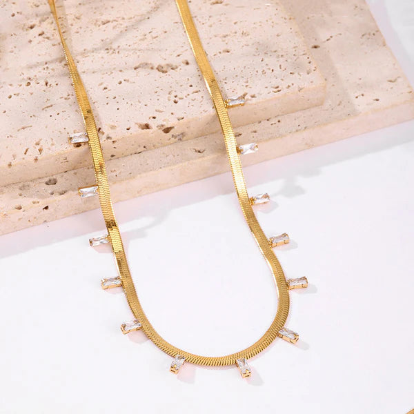Snake Chain Gold Stone